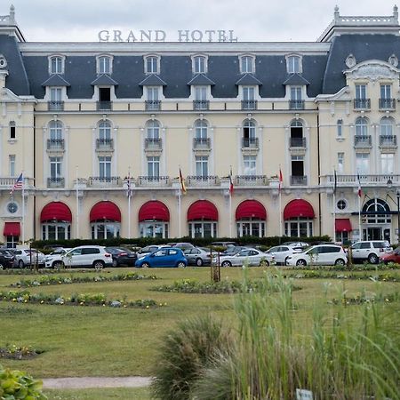 Cabourg Cosy Chic Cabourg Hyper-Centre 4 Pers, 2 Bedrooms , 2 Sdb, Terrasse, Wifi Экстерьер фото